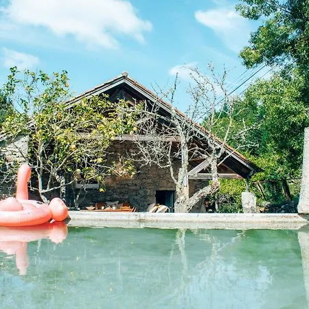 Just Like - Quinta Da Cavada Em Vilar De Mouros