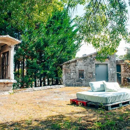 Just Like - Quinta Da Cavada Em Vilar De Mouros * קמיניה