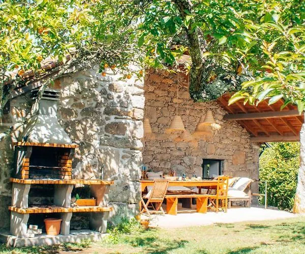 Just Like - Quinta Da Cavada Em Vilar De Mouros Vila