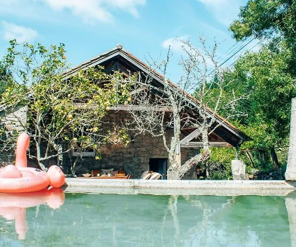 Just Like - Quinta Da Cavada Em Vilar De Mouros